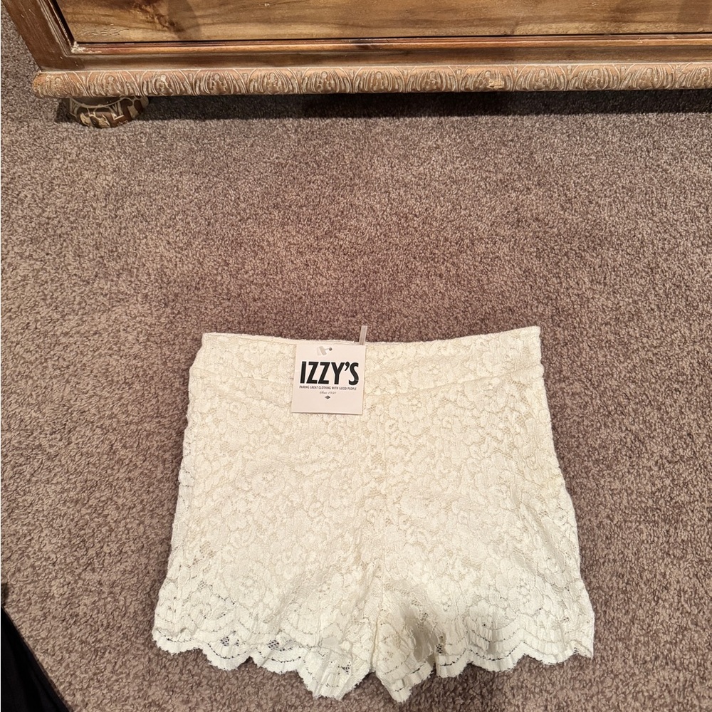 Izzy's Cream Lace Shorts